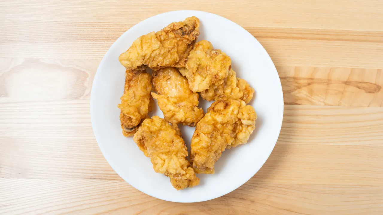 Fried Party Chicken Wings (6)